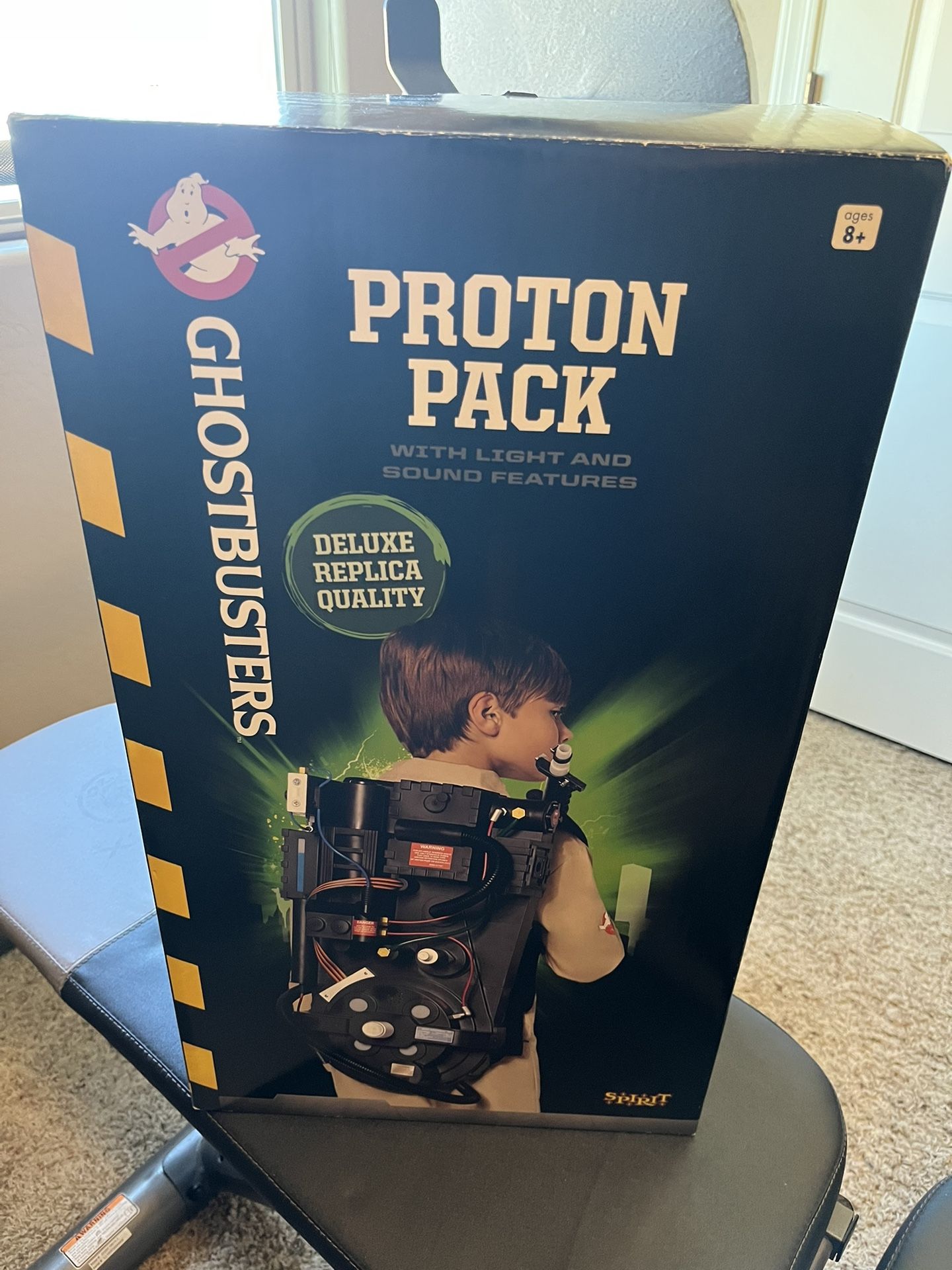 Ghostbusters Light-Up Deluxe Replica Proton Pack