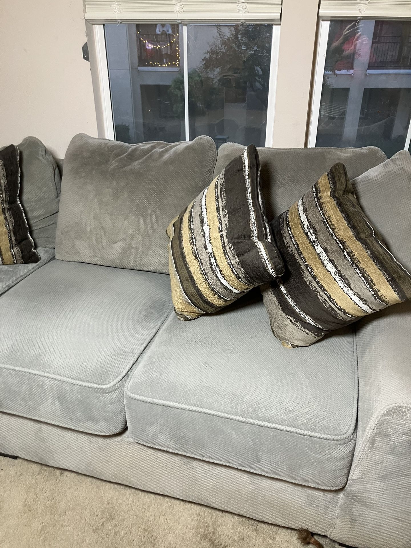Sectional Sofa 