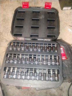Husky 37 piece bit socket set