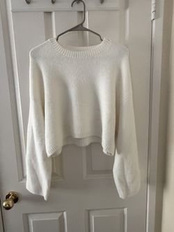 Women’s White Cropped Knit Sweater