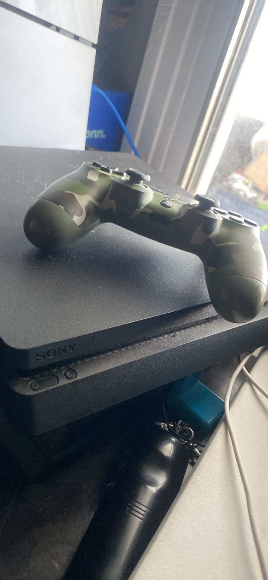 PS4