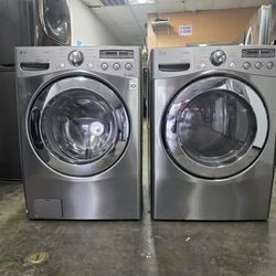 Washer and dryer set
