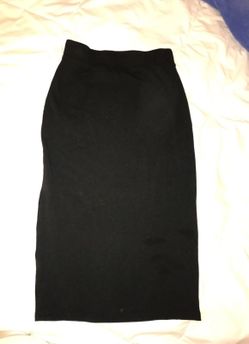 Black pencil skirt