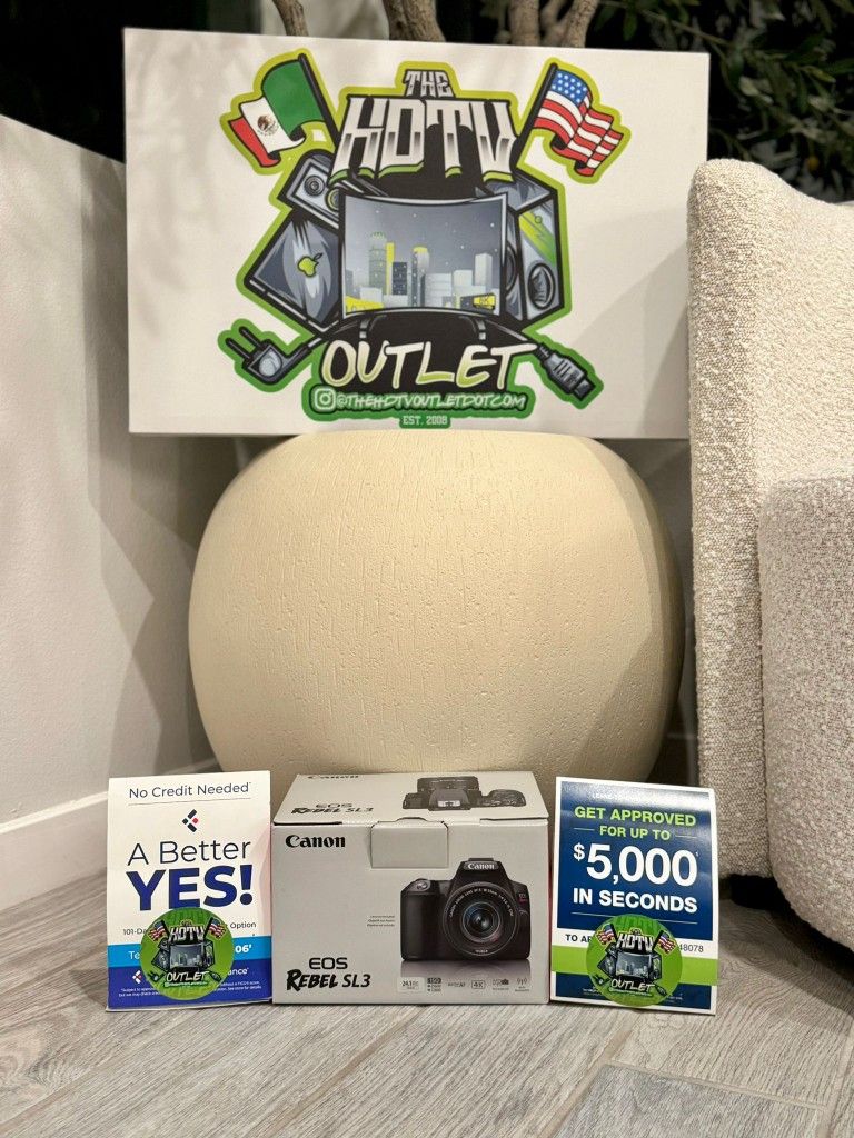 Canon EOS Rebel SL3 DSLR camera body only floor model
