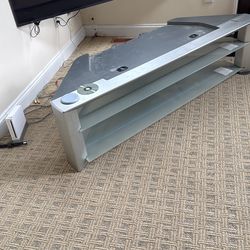 45 deg Corner TV table Aluminum up to 75” TV