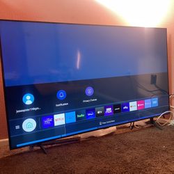 Smart Samsung 60 Inch TV