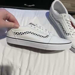 Mens New Vans Size 10.5 With Tags