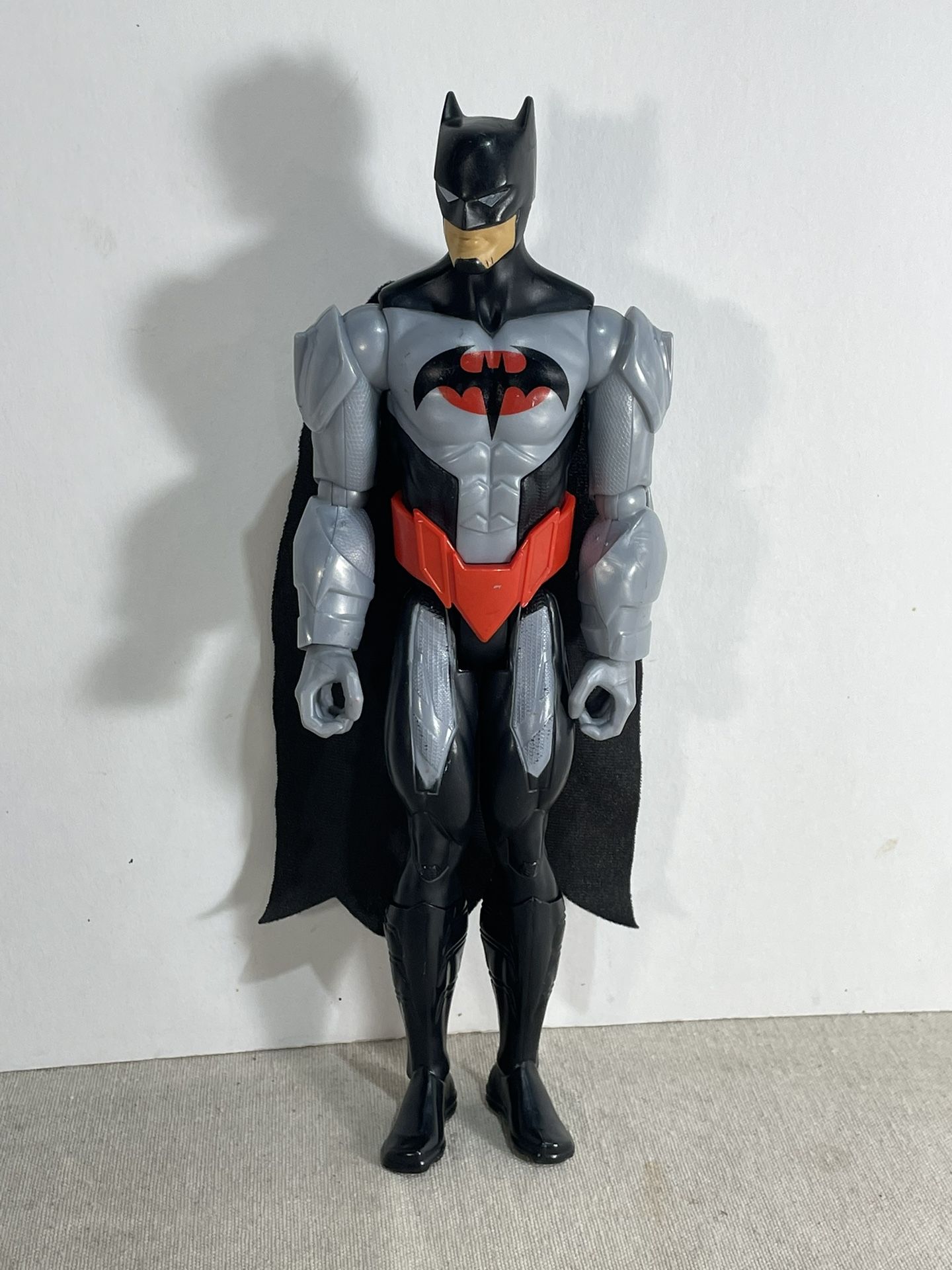 2015 Batman Unlimited Molten Mayhem DC Comics Red Belt Mattel 12” Action Figure