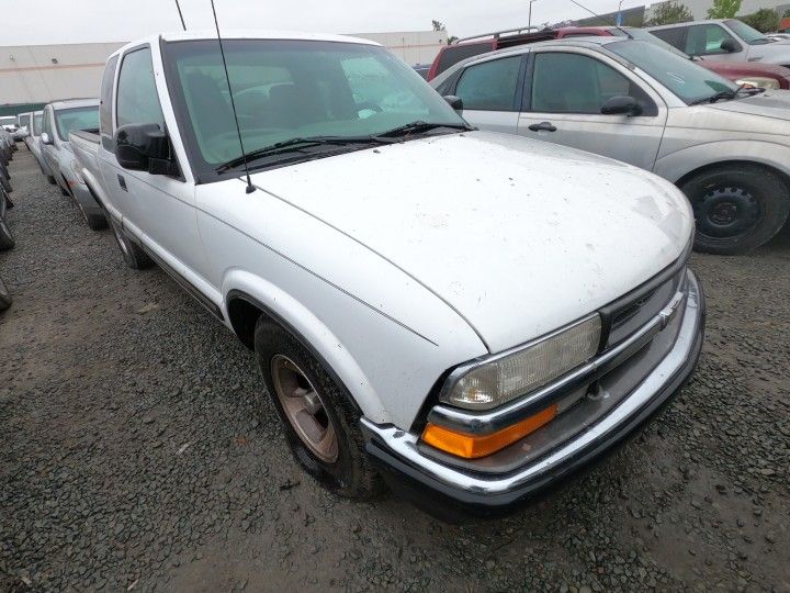 2000 Chevrolet S-10