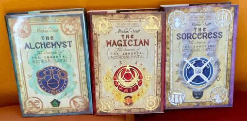 THE SECRETS OF THE IMMORTAL, MICHAEL SCOTT, FIRST EDITIONS (50% OFF SALE)