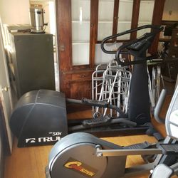 Elliptical True 750E