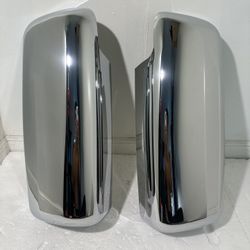 Peterbilt 567/579/587 Mirror covers chrome