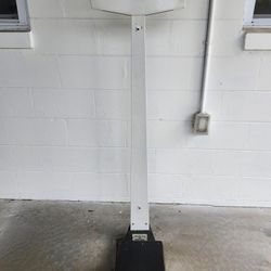 Antique 1970s Fully Operational Working Physicians Upright Scale