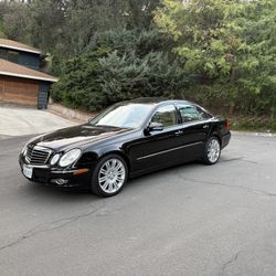 2008 Mercedes Benz E350 Low Milage 