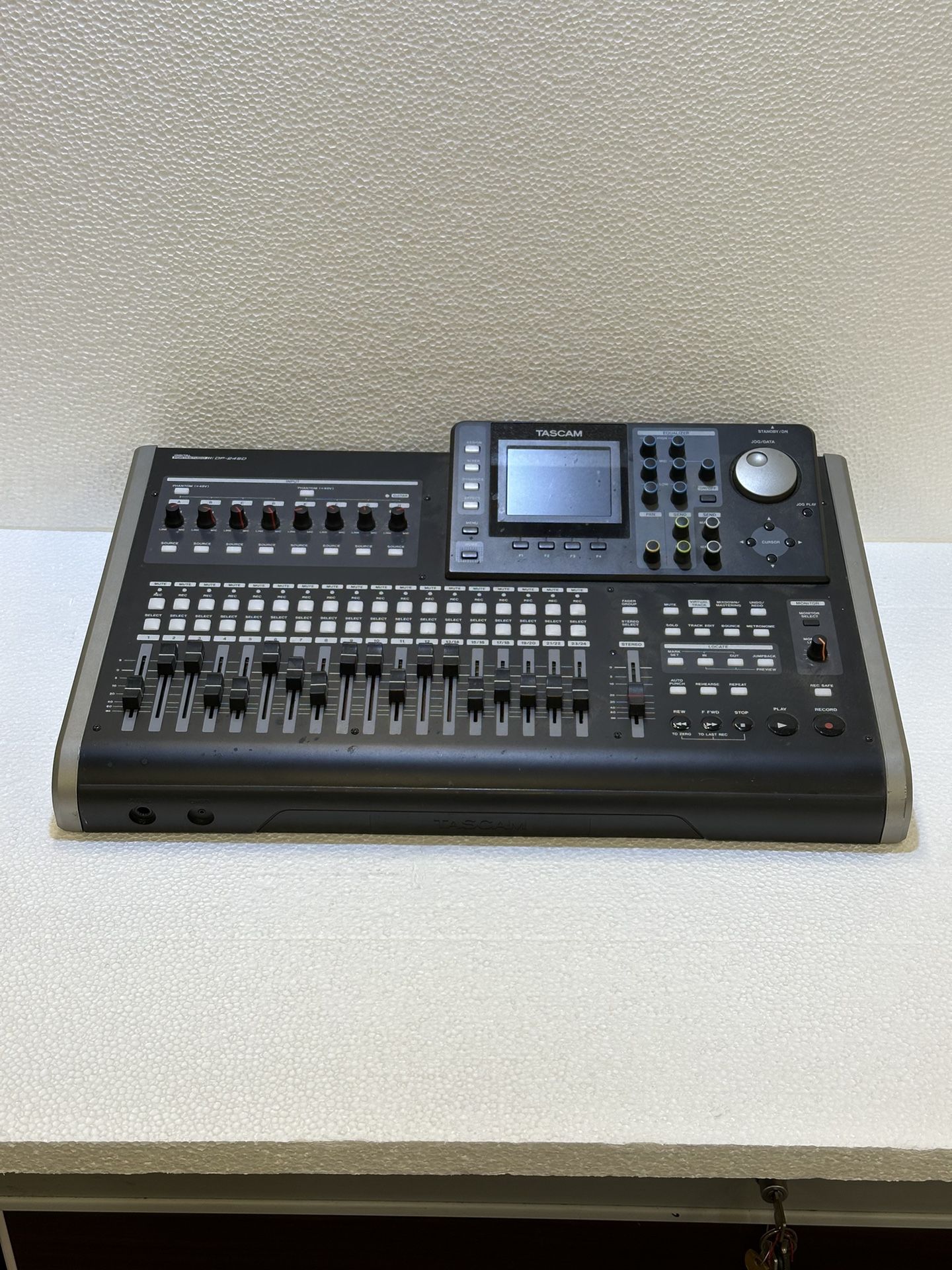 Tascam DP-24SD Digital Portastudio Recorder 