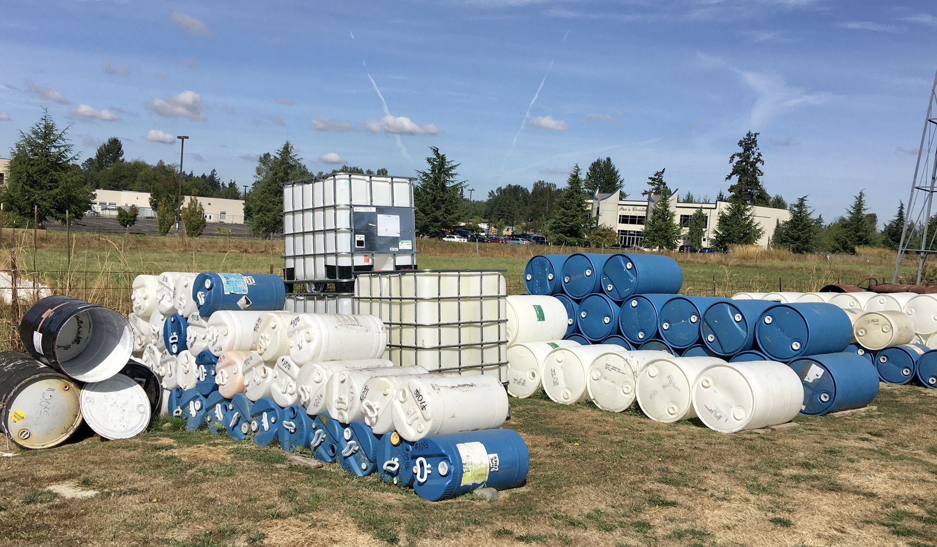 Plastic Or Metal Barrels, IBC Totes And IBC Tote Cages