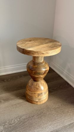 Round table