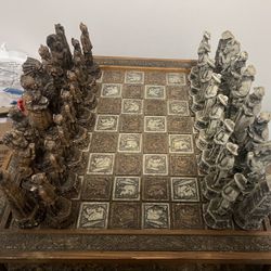 Vintage Chess Set, Cowboy V Indian 