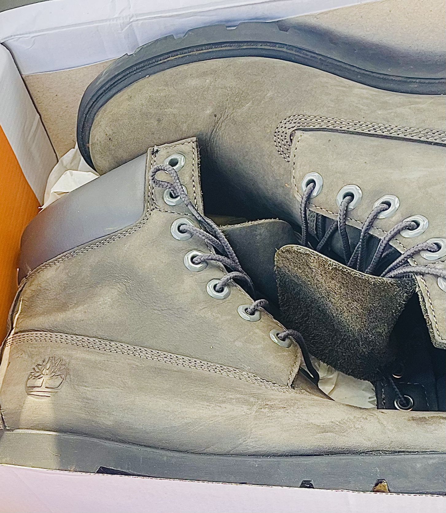 Size 9 Grey Timberland Boots - 