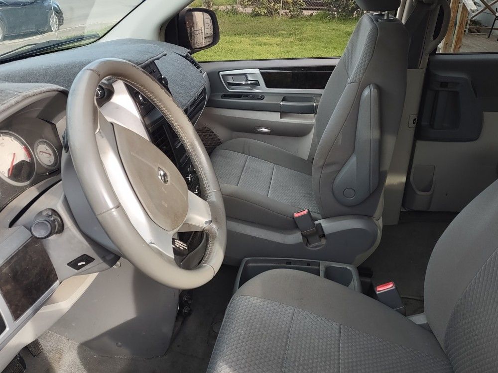 2010 Dodge Grand Caravan for Sale in San Antonio, TX OfferUp