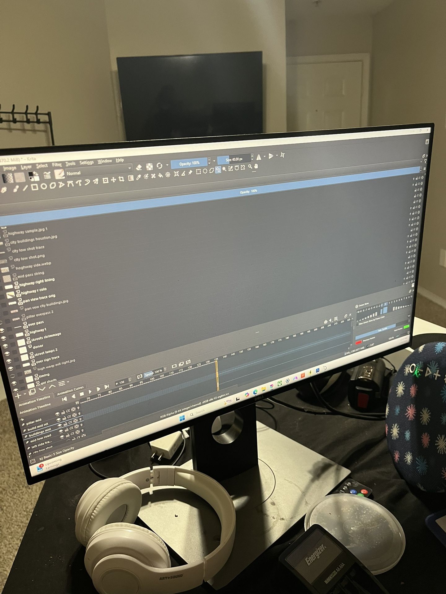 Monitor About 20-24 Inches !?