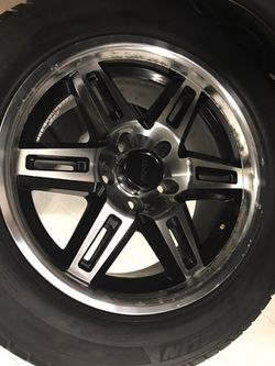 ! ! ! ! ! 18" JEEP DODGE CHRYSLER WHEELS AND TIRES ! ! ! ! !
