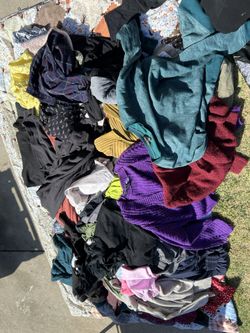 Woman’s Clothes Over 70 Pieces
