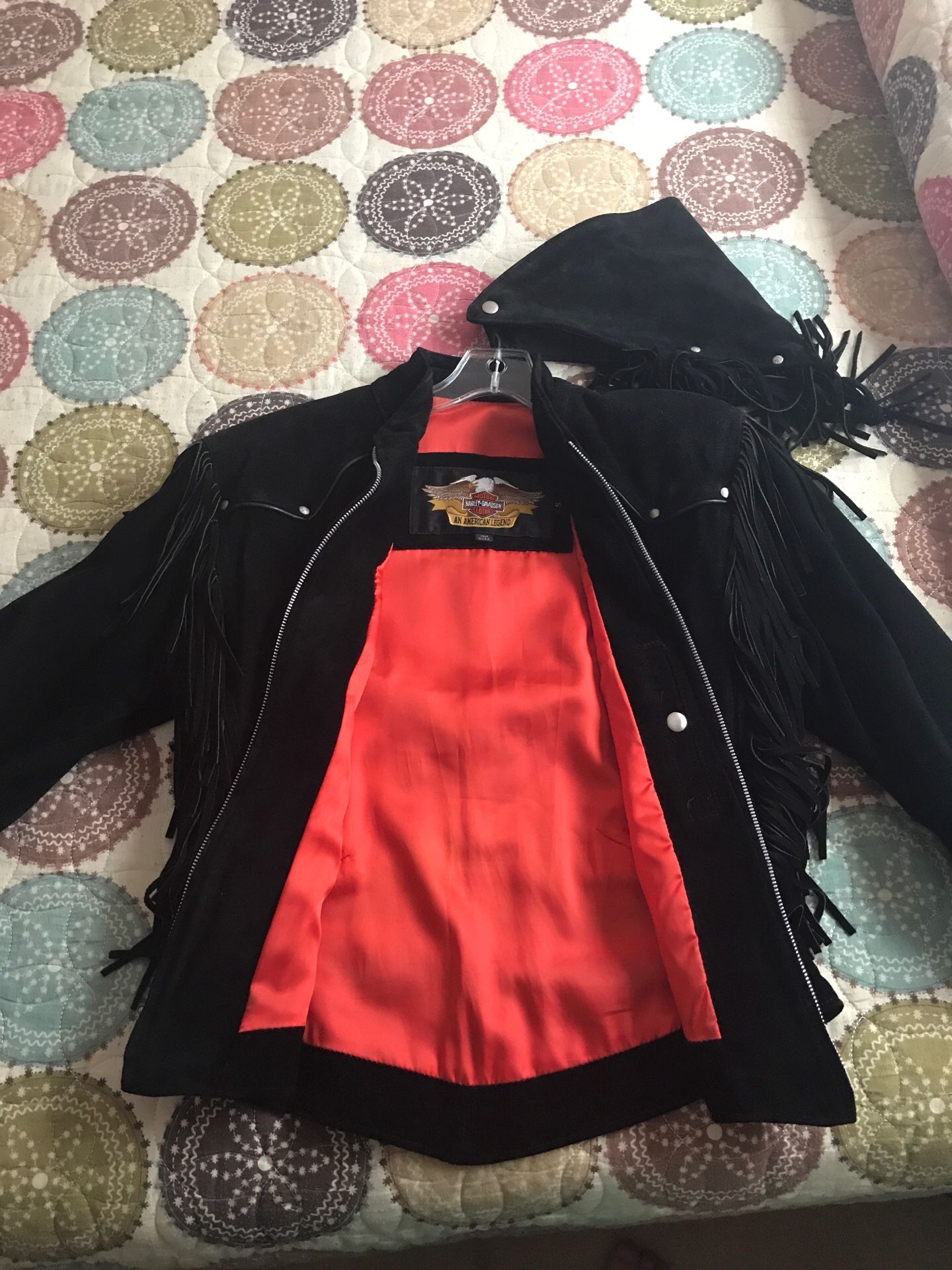 Harley Davidson black suede fringed jacket w/neck wrap