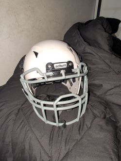 Schutt vengeance A11 youth large(I think)