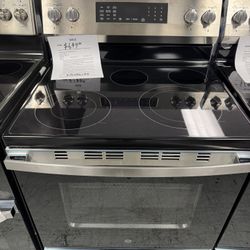 30” Electric Range With Air Flu And Convection 