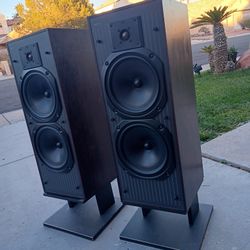 Pair of KEF Floor Speakers 