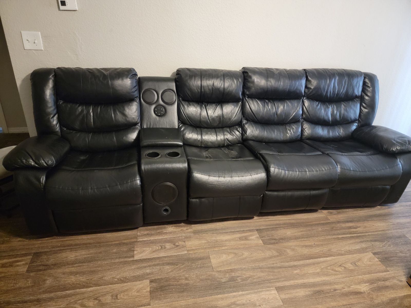 Leather Recliner Couch for Sale in Las Vegas, NV OfferUp