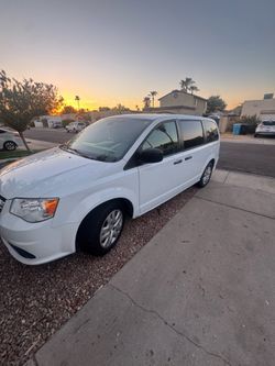 Dodge chrysler mini van