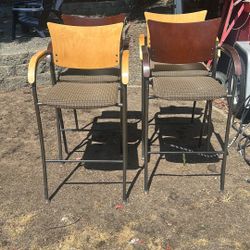 4 Barstools