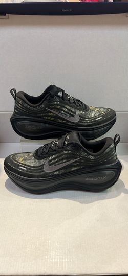 NIKE VOMERO PLUS ZOOMX X REALTREE “CAMO BLACK”
