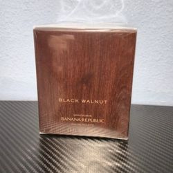 💨 Bold & Classy Men’s Fragrance – 100 mL – Banana Republic Black Walnut (Brand New)