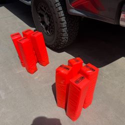 Football pylons (8)