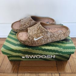 NEW - Nike ReactX Rejuven8 Slide .SWOOSH Touch Grass Wheat, Size 10M