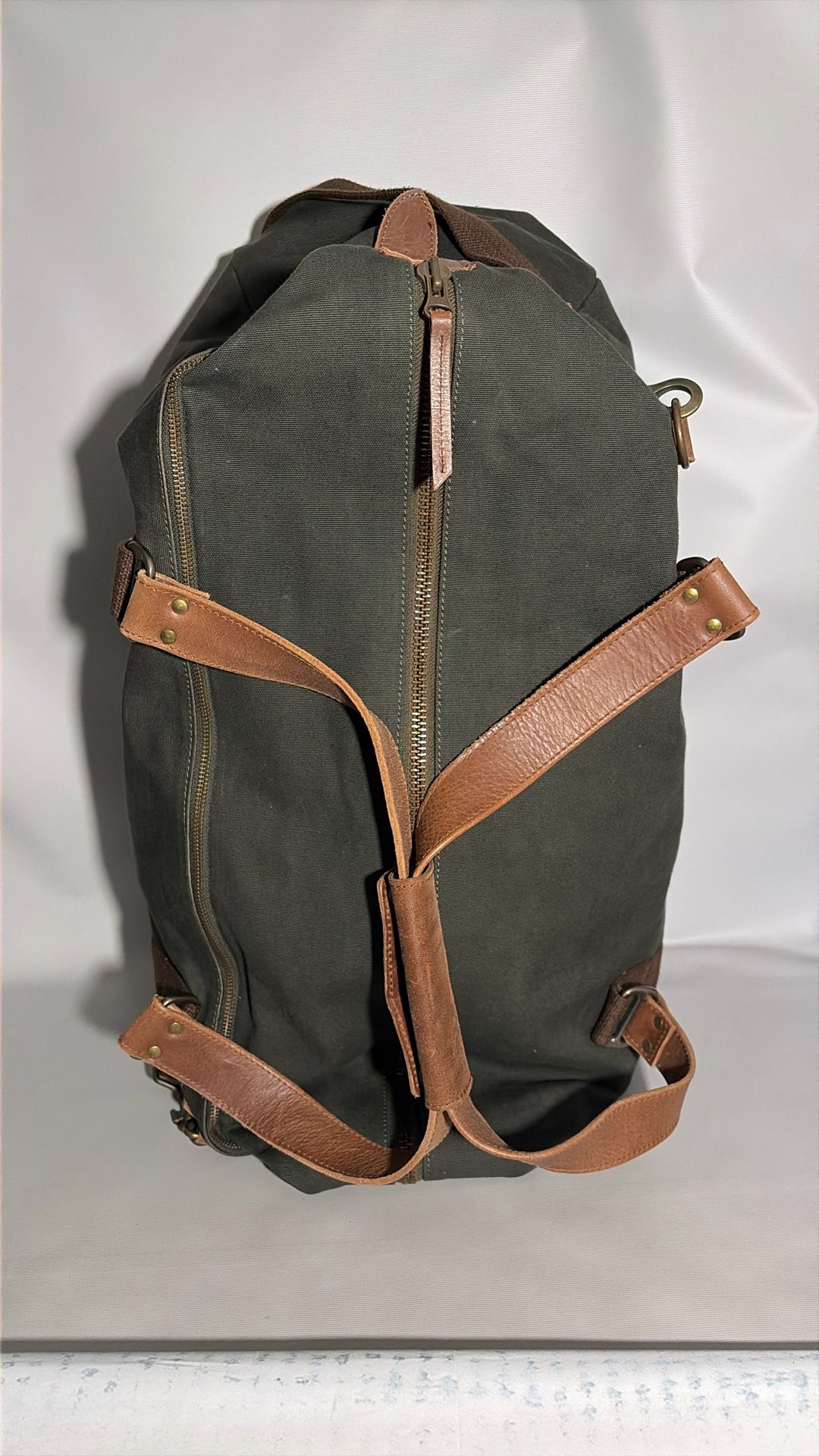 United By Blue Mt. Drew Dark Green Organic Cotton & Leather Trim Duffle Duffel Weekender Travel Bag