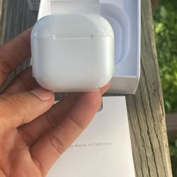 Apple AirPods 4