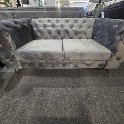 Brand new dark gray tufted velvet loveseat