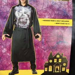 Spirit Halloween Costume Hooded Robe & Belt Mens Size XL 40-42 NEW