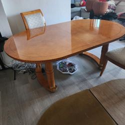 Dinner Table  And 4 Chairs 