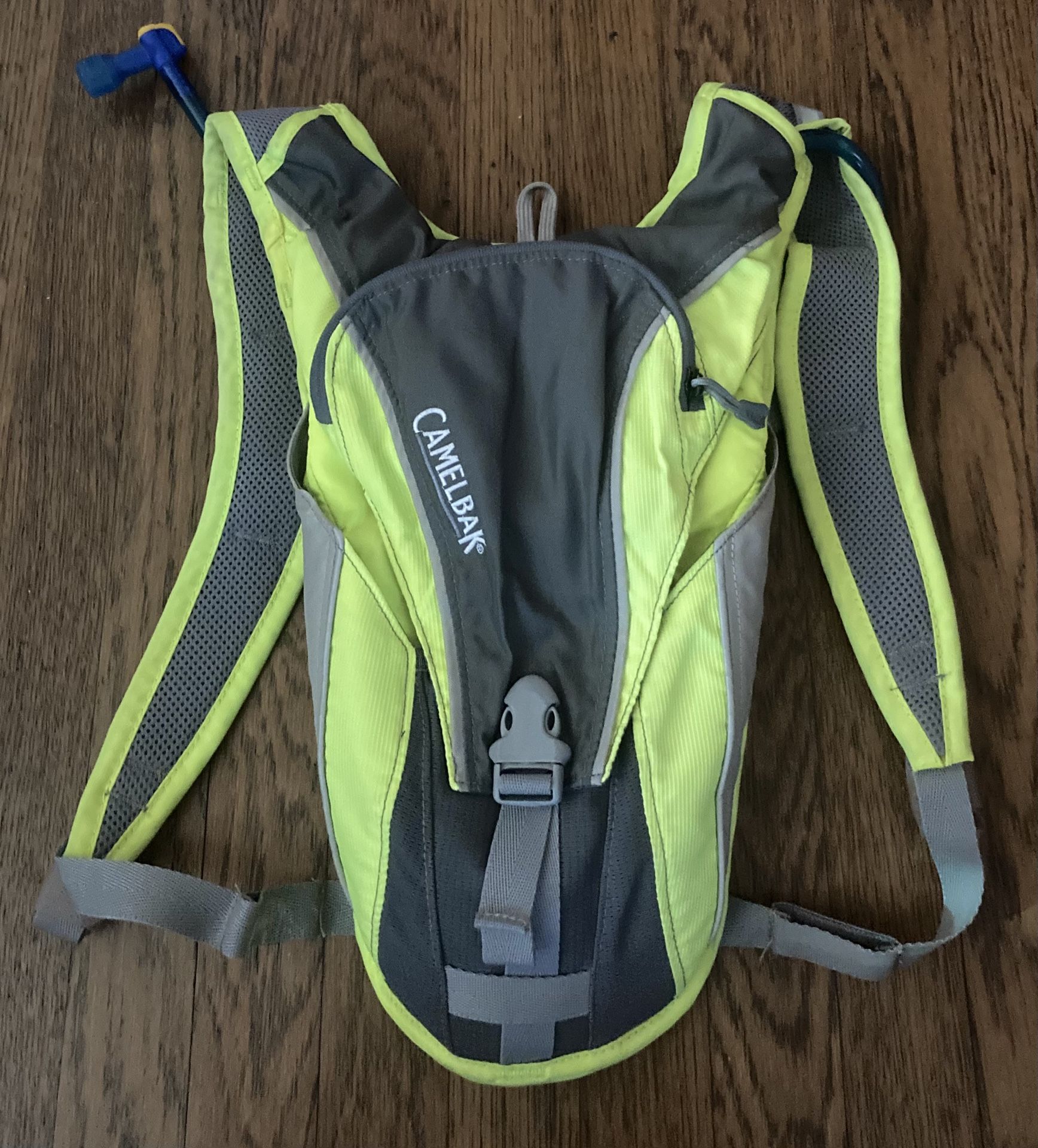 NEW CAMELBAK HYDRATOR BACKPACK