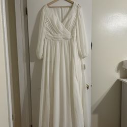 Davids Bridal Wedding Dress (Never Worn)