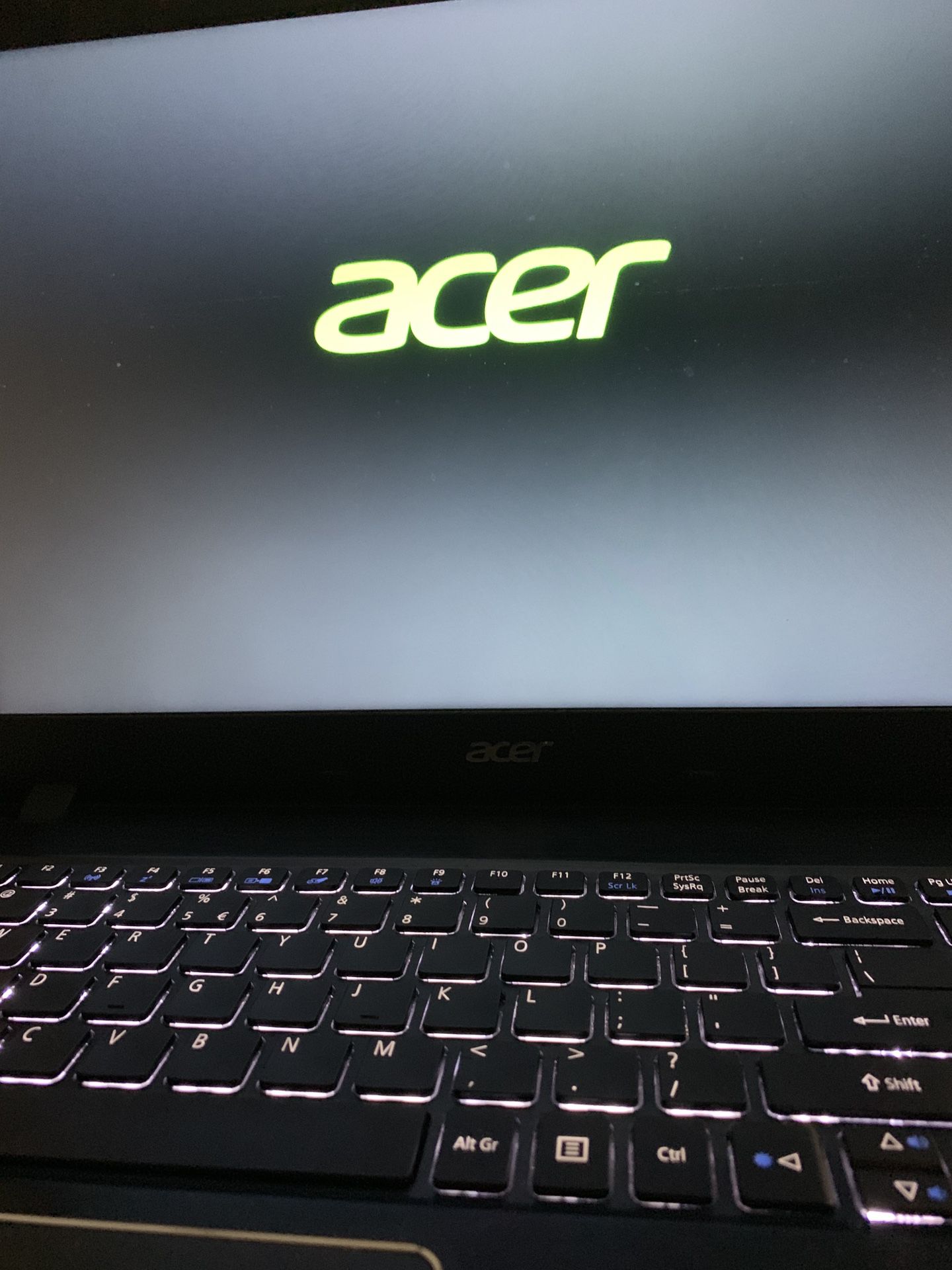 Acer Aspire E15 (E5-575-33BM)