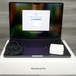 Apple MacBook Pro 14.2" Apple M4 512GB SSD 16GB RAM Mac OS Black - A3112