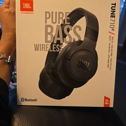 Tune 710 BT Wireless Headphones JBL