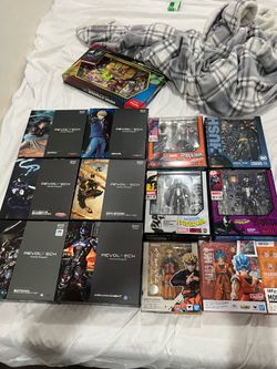 revoltech mafex lot