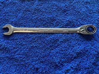 Snap-on Tools USA 9/16" SAE Reversible Ratcheting Combo Wrench SOXRR18A
